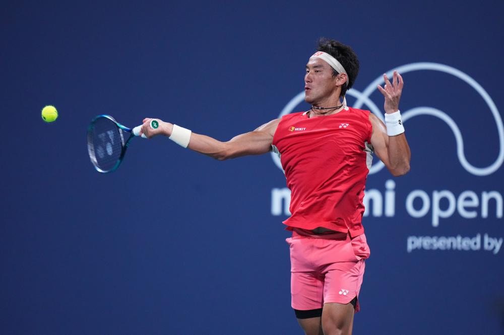 格策：我从小就看梅西踢球，他绝对是我的偶像